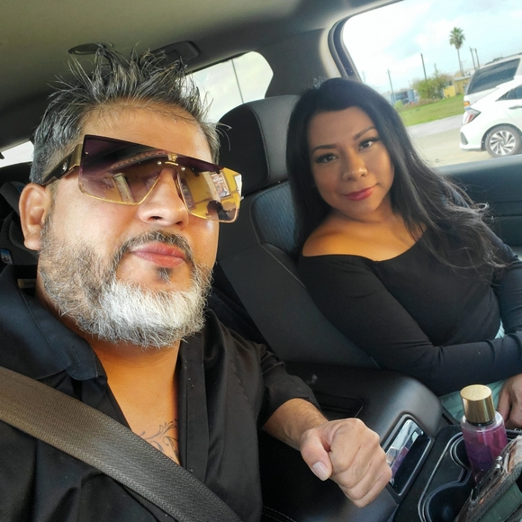 Meet your Posher, Eduardo - Picture 6 of 9